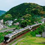117系E05編成が「ファジアーノ岡山応援ラッピングトレイン」に｜鉄道