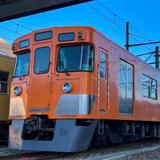 117系E05編成が「ファジアーノ岡山応援ラッピングトレイン」に｜鉄道