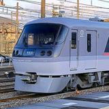 Bトレインショーティー　京阪電車 8000系 エレガント・サルーン Bトレインショーティー「京阪電車8000系 エレガント・サルーン」発売