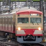 キハ40 2081に「サンフレッチェ広島」応援ラッピング｜鉄道ニュース